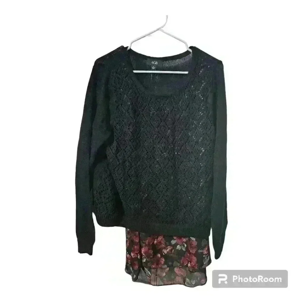 Womens blouse!